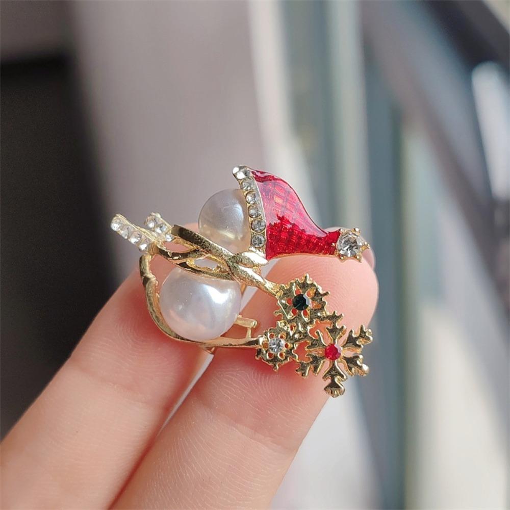 Shining Christmas Snowman Brooch Red Sweater Scarf Badge Snowflake Xmas Brooch  Kid Gift