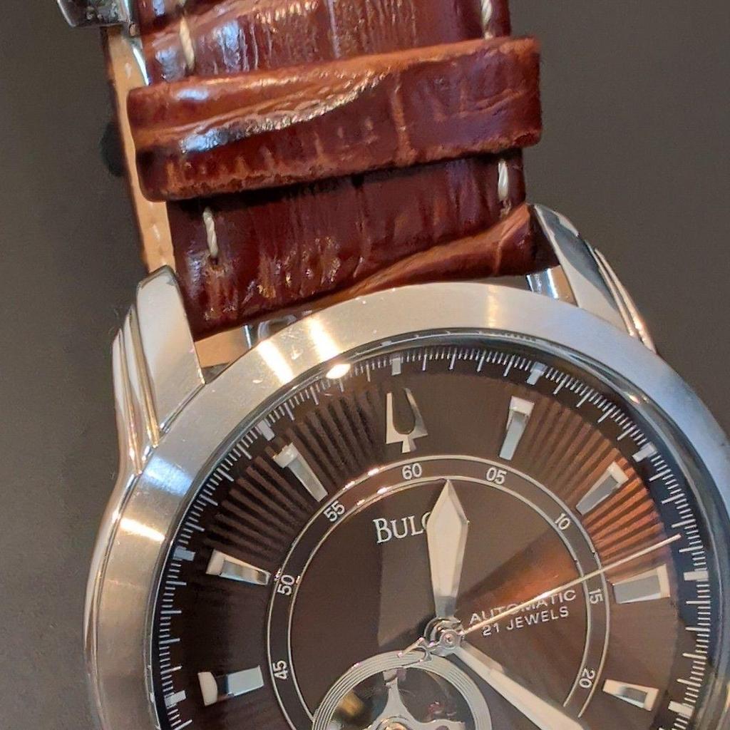 Б/у BULOVA 96A108