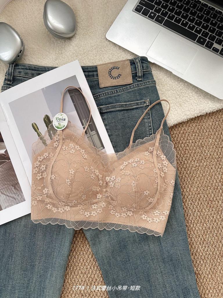 French Lace Small Suspender Short French Lace Bra Women's Traceless Gathering Comfortable Women's Underwear