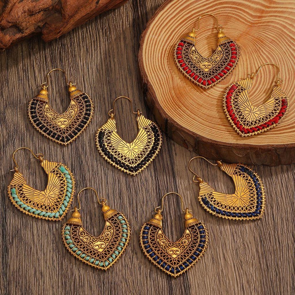 Серьги с богемным цветочным тотемом: Элегантные высококачественные резные аксессуары для женщин