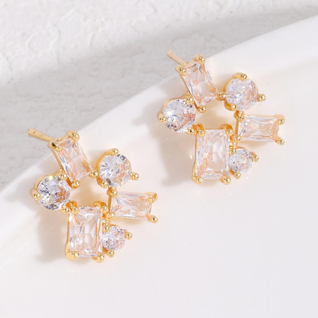 Цирконовое ожерелье Женский дизайн Sense Персонализированный универсальный комплект