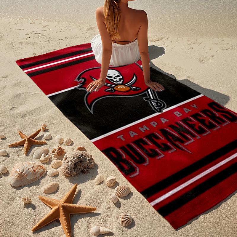 Tampa Bay Buccaneers Helmet Microfiber Beach Towel, Lightweight And Quick-Dry, for Summer Travel, Beach Essential, Swimming Pool