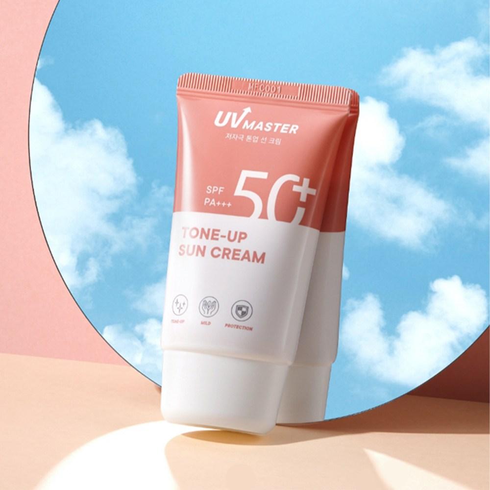 Tony Moly Солнцезащитный крем UV Master Tone-Up SPF50+ PA+++, 50 мл, 3 шт.