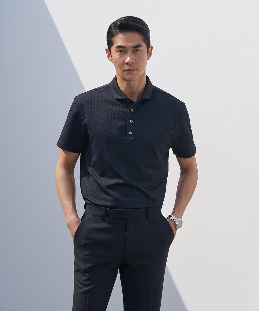 MARTYNBAL Slim Fit Seersucker Embossed Collar Shirt_Black