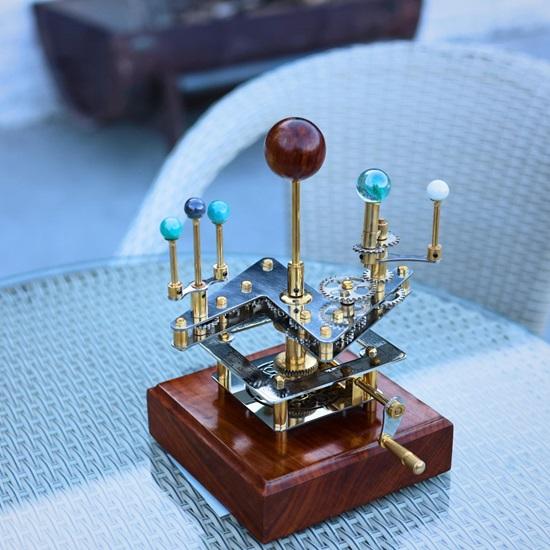 25,4 см Orrery Luxury Home Décor Модель солнечной системы Идеальный подарок на новоселье, подарок мужу, теллурион, элегантный функциональный шедевр декора