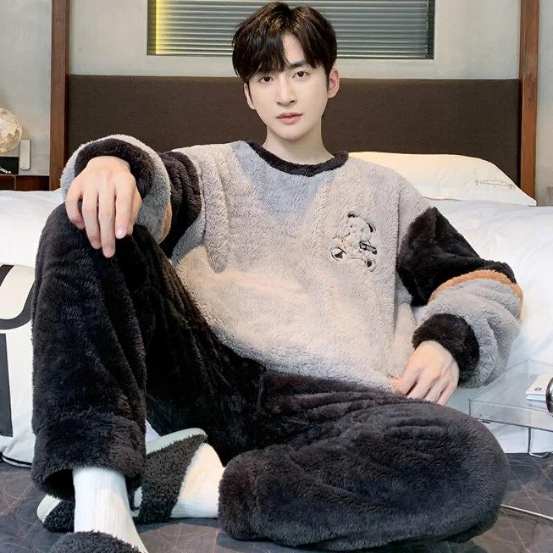 2025 Winter New Plush Man Pajamas Set Thickening Round Neck Long Sleeve Sets for Man 2 Pieces Senior Printing Pijamas Set for Man