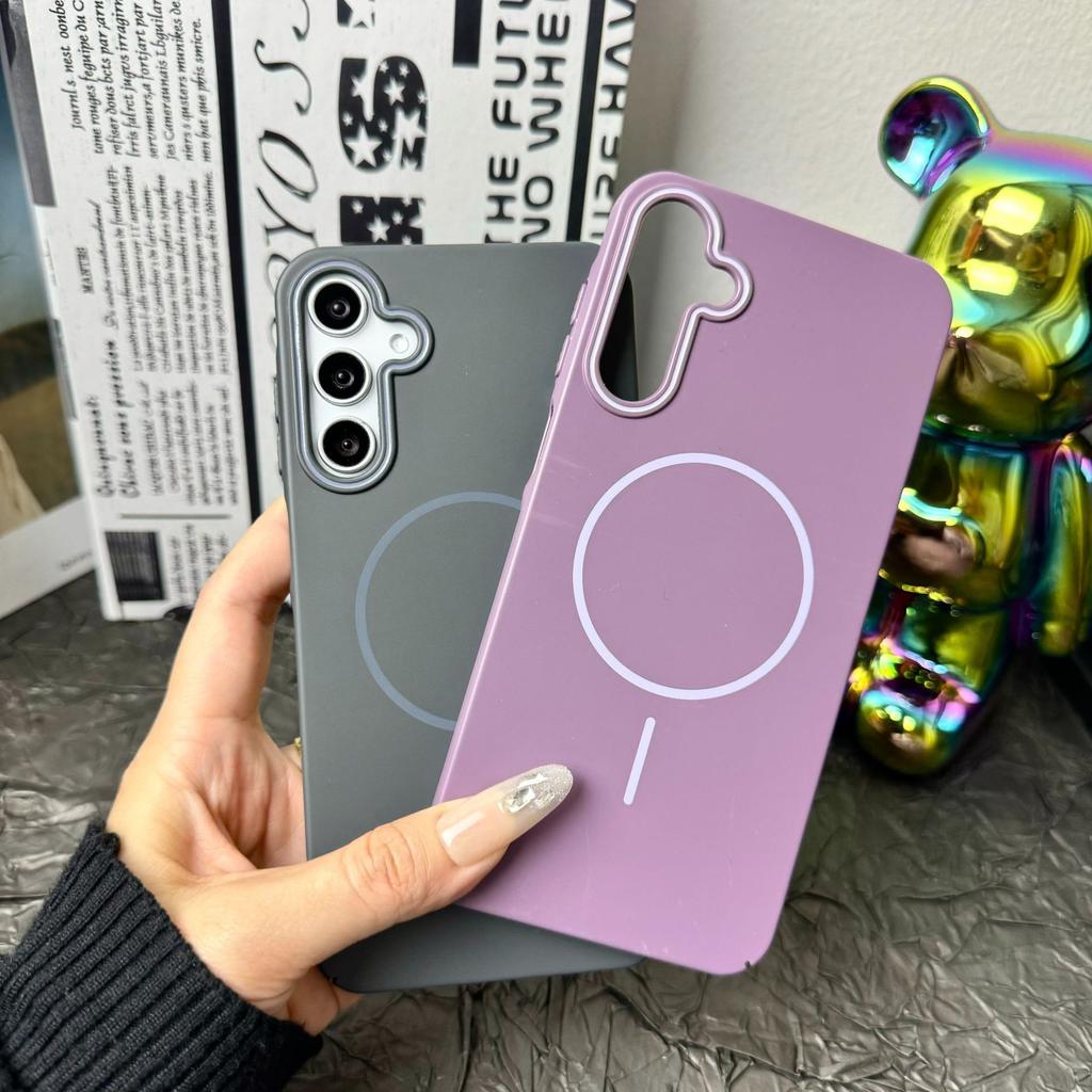 Soft and Thin Circles Are Suitable for Samsung S25 Ultra Skin Sensitive Magnetic Phone Case A56 Simple PC Color Matching A55 Protective Case