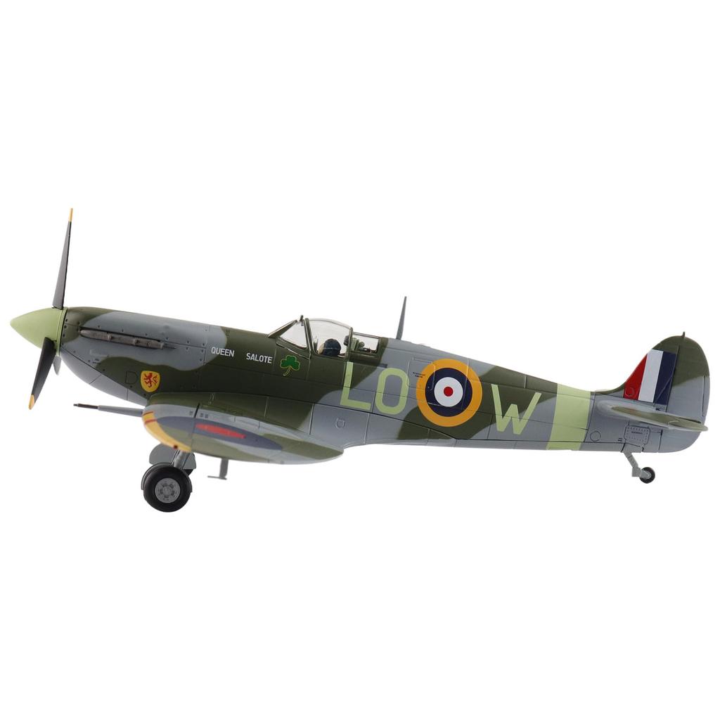 HOBBY MASTER Spitfire Королевские ВВС Командир крыла Пэдди Финукейн 1942 Завершенный продукт 1/48 Mk.Vb
