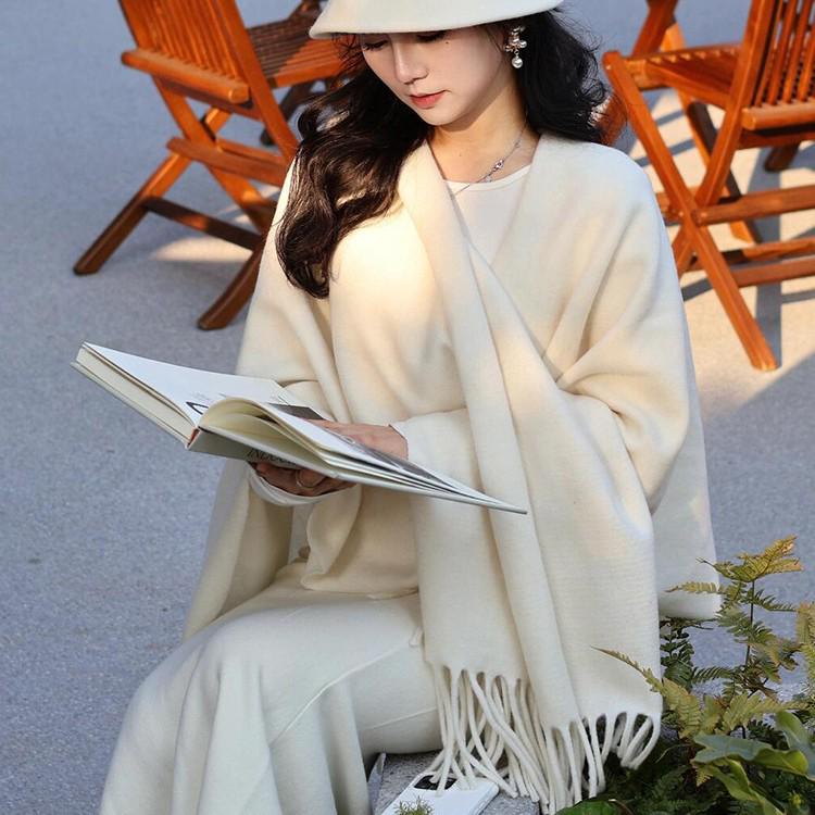 Korean High-End Tassel Knit Scarf Shawl - Autumn/Winter Versatile Style