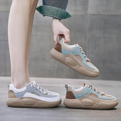 Новые летние белые туфли для женщин на толстой подошве из бисквитного теста для студенток, универсальные дышащие туфли для доски