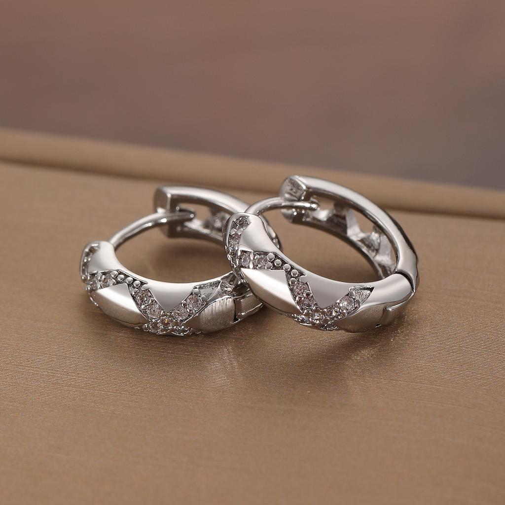 Модные универсальные серьги-кольца в новом инс-стиле, с нерегулярным полым принтом, персонализированные трендовые серьги-клипсы