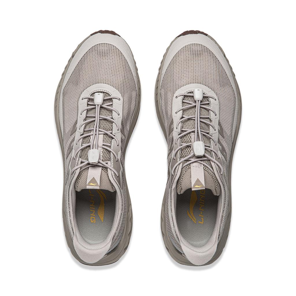Li Ning Chuo Ye V2 Амортизация Скользкая Устойчивая к истиранию Упругая Низкие Кроссовки для трейлраннинга Мужские Бежевые ARSW123-4