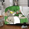 1pc Tom and Jerry Flannel Blanket Soft Warm Throw for Home, Office, Travel, All-Season Cozy Bedding GiftL1103