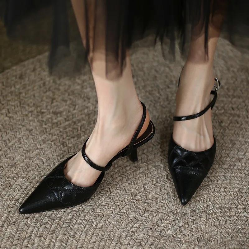 Мода Модные черные женские босоножки с острым носком на мягком высоком каблуке Сексуальные женские туфли с открытой пяткой Темперамент