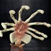 Alien Facehugger Figurine Horror Prop Decor Halloween Party Sci-Fi Movie Fan Collectible Plastic Model