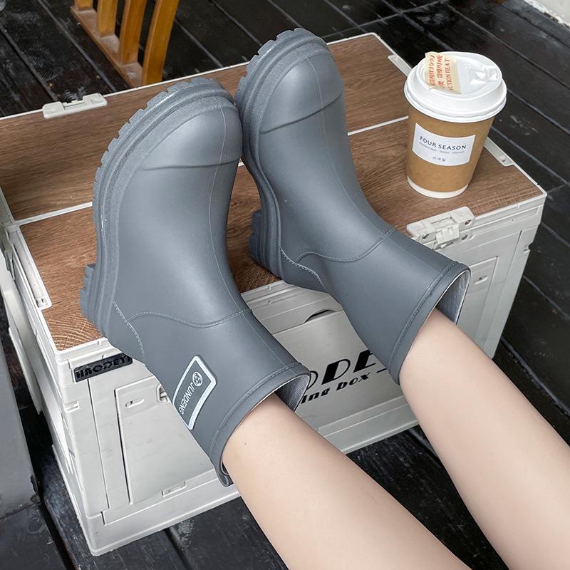 Short Rain Shoes Women's Waterproof and Non-slip Water Boots Wear-resistant Outdoor Versatile Shoes Kitchen Work Water Shoes