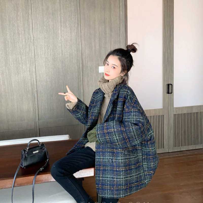 New Fashion Autumn Winter Women Fashion Plaid Overcoat Female Double Breasted Turn-down Collar Woolen Coats Ladies Vintage Loose Casual Overcoat