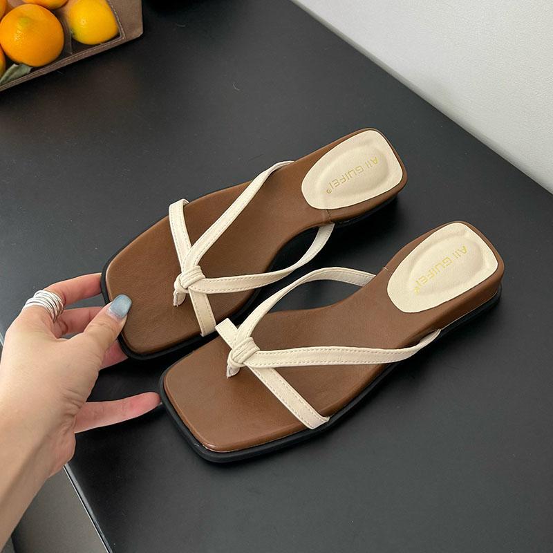 Fashion New In Summer Beach Flats Slides Slippers Sandals Shoes For Women Fashion Square Toe Ladies Slippers Shoes Female Flip flops