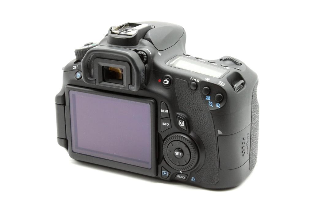 Canon Цифровая зеркальная камера EOS 60D, Комплект с объективом, В комплекте EF-S18-135mm F3.5-5.6 IS STM, EOS60D18135ISLK