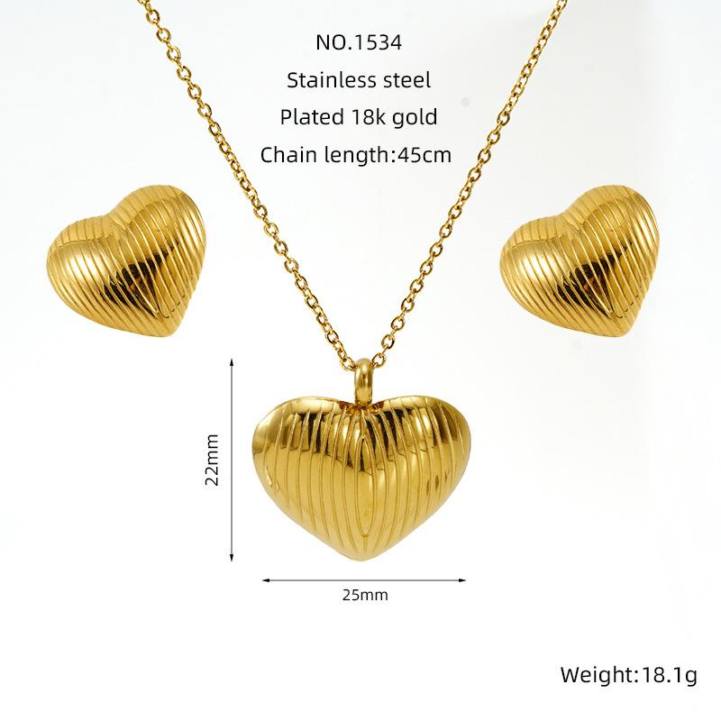 New stylish European and American fashion stainless steel jewelry set, including earrings and a titanium steel necklace, designed for women