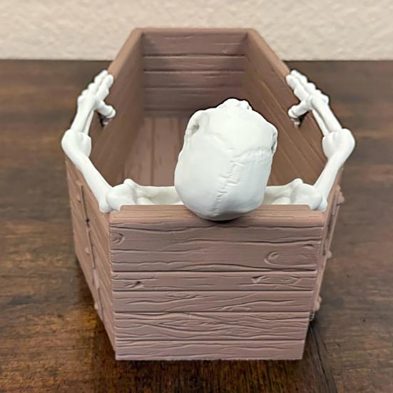 Готический держатель для конфет на Хэллоуин, коробка для конфет в форме гроба с 3D фигуркой скелета, жуткая настольная конфетница, маленький сервировочный поднос для угощений на Хэллоуинской вечеринке