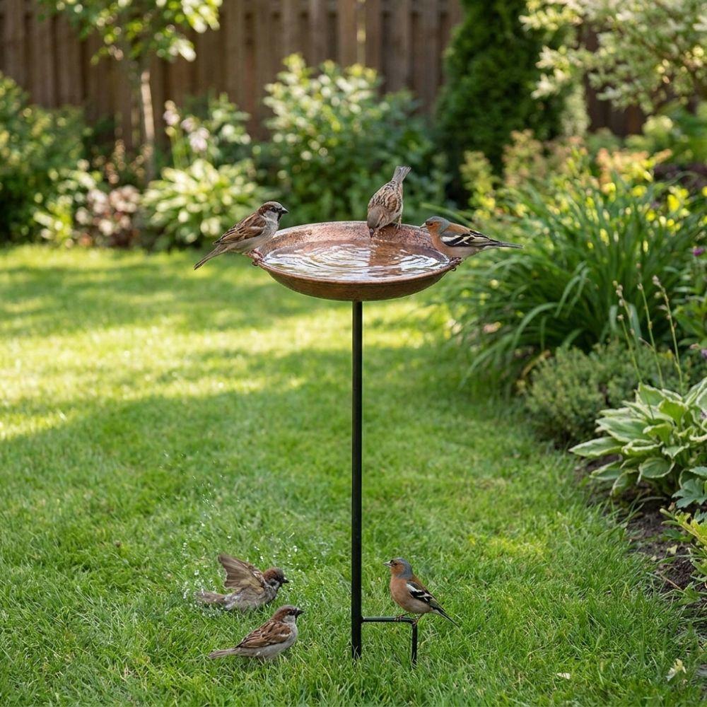 Large Capacity Bird Water Drinker Retro Style Outdoor Bird Bath Metal Bird Feeder Porch Decoration
