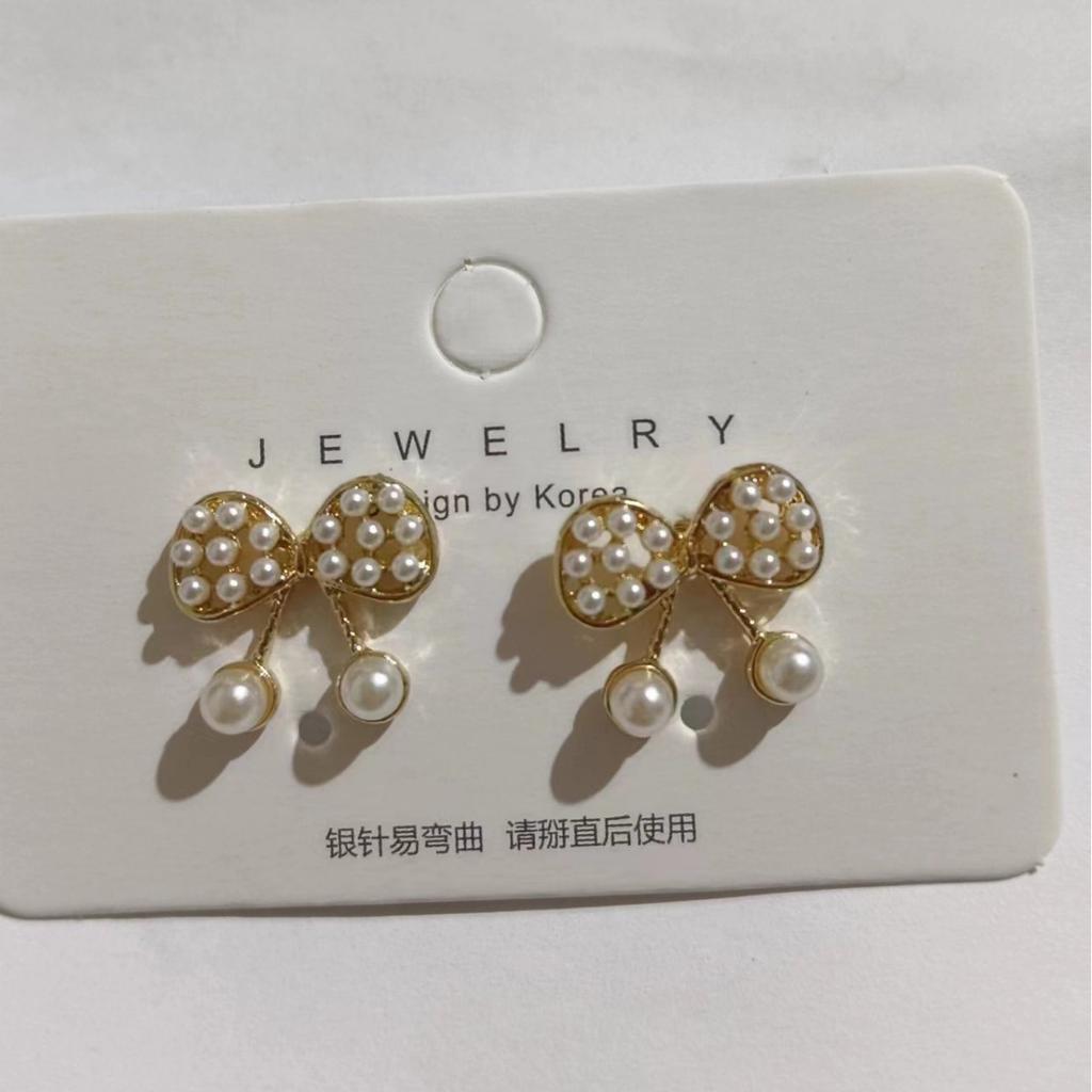 Серьги-гвоздики из серебра 925 пробы с жемчугом и бантом, корейская версия, летние простые маленькие серьги, женские серьги