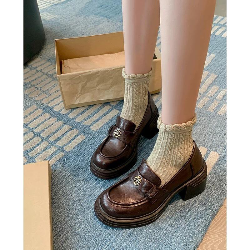 Small Soft Leather Thick-soled Loafers for Women's 2025 Autumn and Winter New Camellia Small Leather Shoes with Fleece and Height-increasing Sin