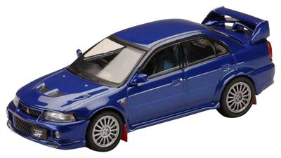 Hobby Japan HJ64 164 Mitsubishi Lancer GSR Evolution 6 (CP9A) 1999 года с брызговиками, цвет Issel Blue, Готовый продукт