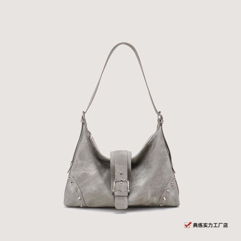 Sweet and cool Spice Girl Rivet Tote Bag Women's Underarm Bag New Niche Large Capacity Commuter Shoulder Bag Grey