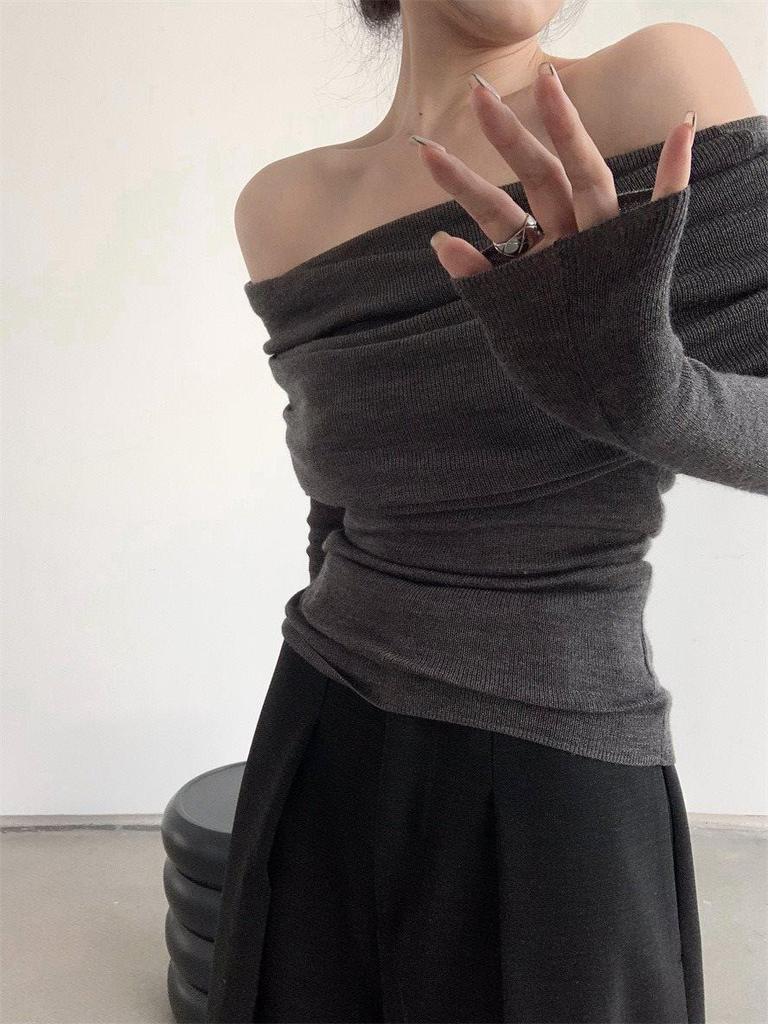 Женский облегающий трикотажный топ с открытыми плечами во французском стиле: Плиссированный дизайн Весна/Осень