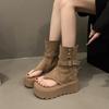 Брюки на толстой подошве, крутые ботинки для женщин 2025 лето новый модный маленький мужской стиль, увеличивающие рост римские короткие ботинки, сандалии, маффин