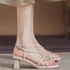 Сандалии женские верхняя одежда лето 2025 новые мягкие подошвы средний каблук простые с юбкой толстый каблук высокие каблуки
