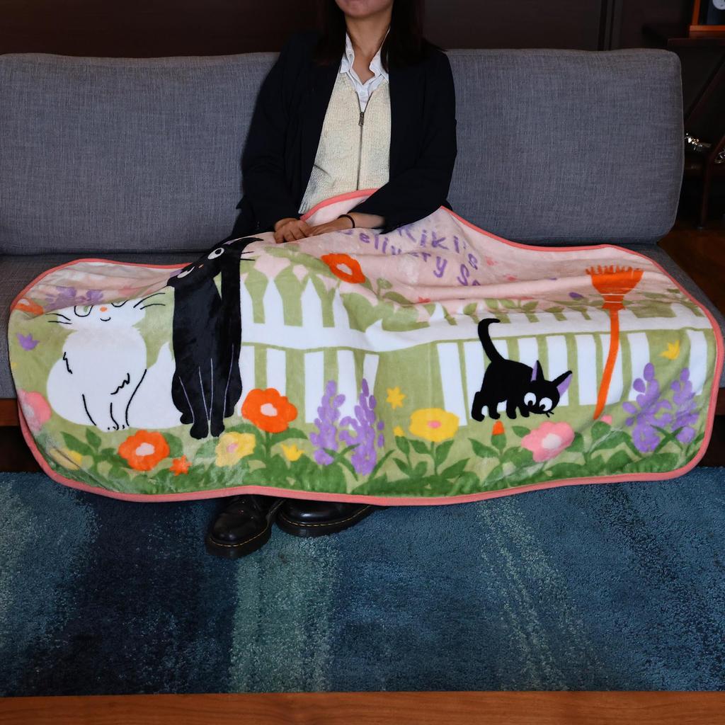 Marushin Long Studio Ghibli Delivery Jiji in a Blooming H80 x Winter 1125012500 Blanket, "Kiki's Service" Garden, Compact, W150cm, Cute, Fluffy,