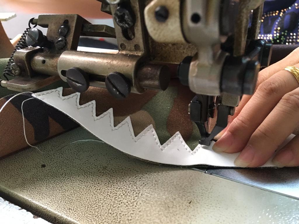 Рюкзак MORN CREATIONS Акула, размер LL, CAM