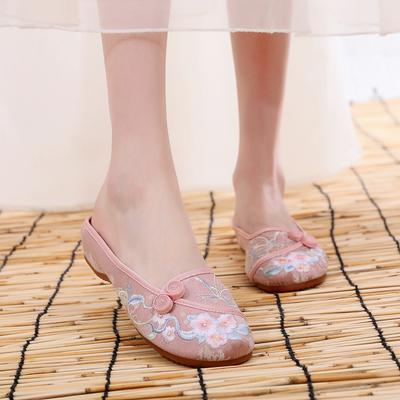 Этнический стиль, домашняя мода, вышитые тапочки, весенние и летние тапочки из ткани, женские сандалии, женские внутренние тапочки, увеличивающие рост, женские одинарные