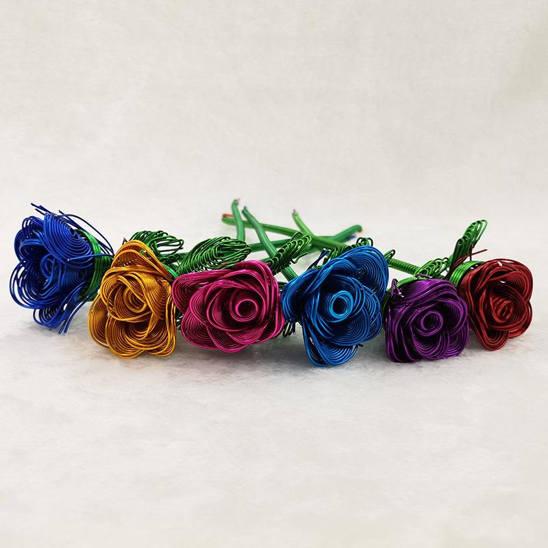 1PC Artificial Flower Couple Rose Gift Handmade Woven Rose Handicrafts Ornaments Aluminum Wire Rose Metal Model 23cm