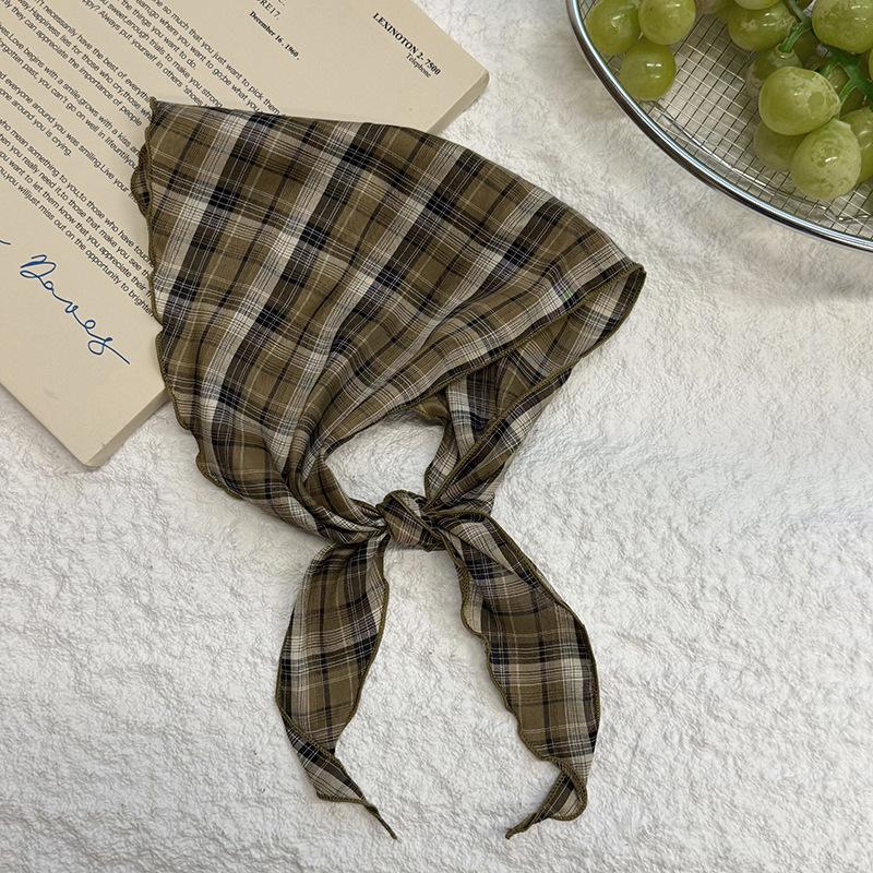 Новый ретро универсальный клетчатый треугольный шарф, косынка, шелковый шарф для женской легкой и тонкой защиты шеи и многоцелевой шарф на талию