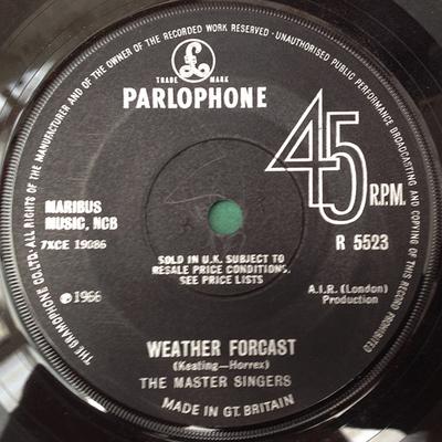 7-дюймовая пластинка MASTER SINGERS - Прогноз погоды R5523 Parlophone 1966 Великобритания Поп Б/У