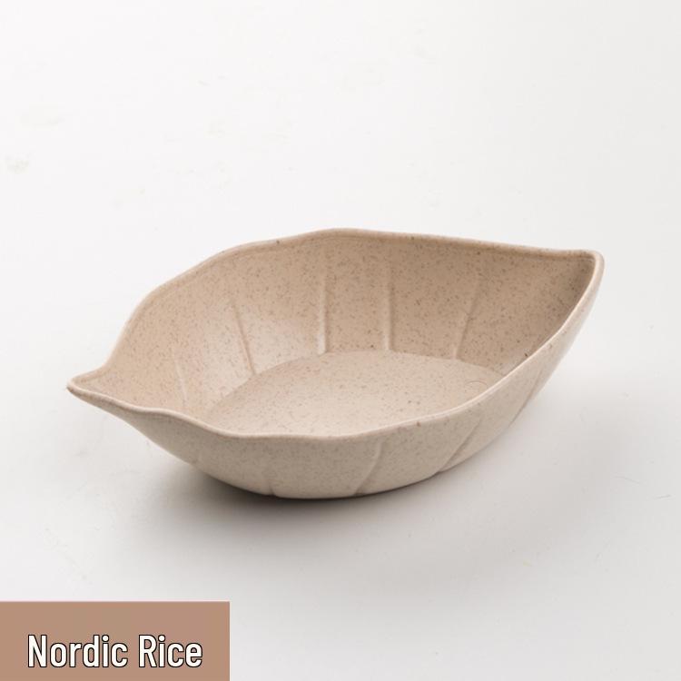 Heart Wheat Straw Seasoning Dish: Creative Plastic Pickle & Snack Plate.