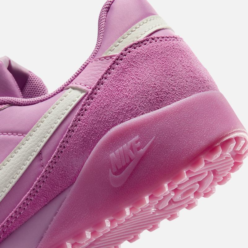 Nike NIKE TERRA MANTA SUEDE Женская спортивная обувь IO7802