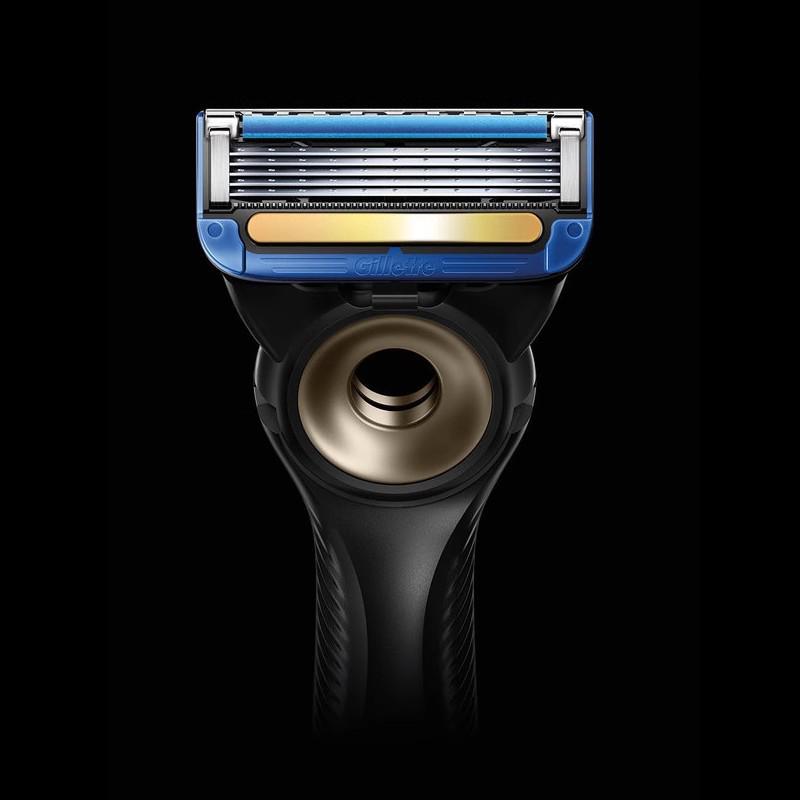 Gillette Бритва с подогревом Labs Bugatti Limited Edition с быстрым нагревом, время разогрева составляет 1 секунду, интеллектуальный контроль температуры.
