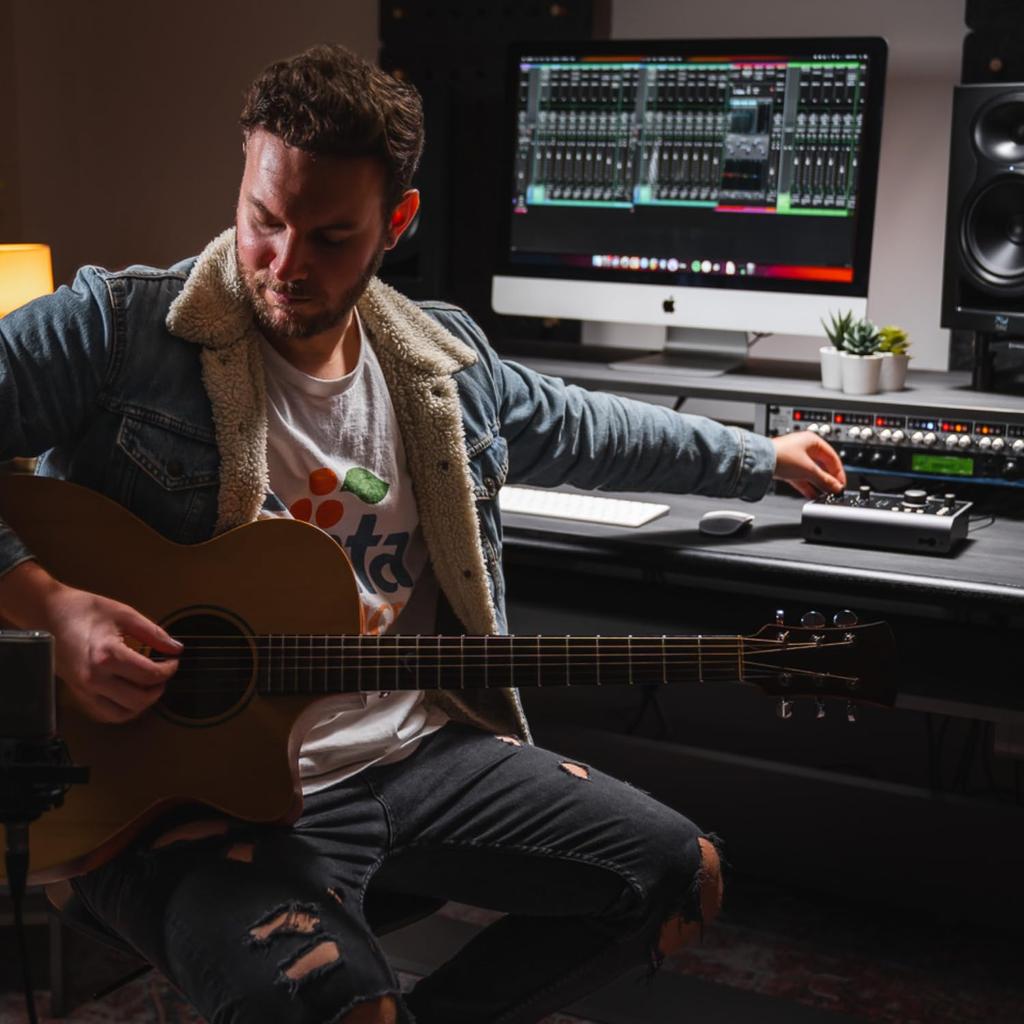 Auditor iD24 USB Audio Interface 10in/14out