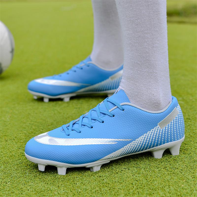Футбольные бутсы новые легкие удобные низкие мужские молодежные нескользящие уличные спортивные мужские туфли