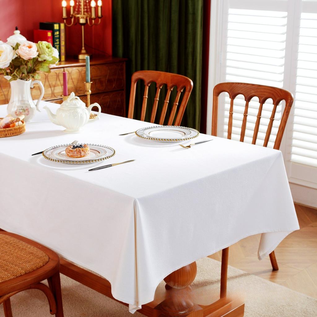 Simple and pure white cotton polyester tablecloth, suitable for weddings, hotels, and conferences