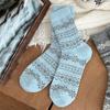 Polyester Fall Winter Crew Socks Warm Snowflake Pattern Socks Ethnic Mid Calf Socks  For Women