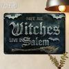 - Винтажная металлическая табличка с изображением ведьмы - Декор на Хэллоуин с летучими мышами и надписью "Ведьмы живут" - Готическое украшение для дома
