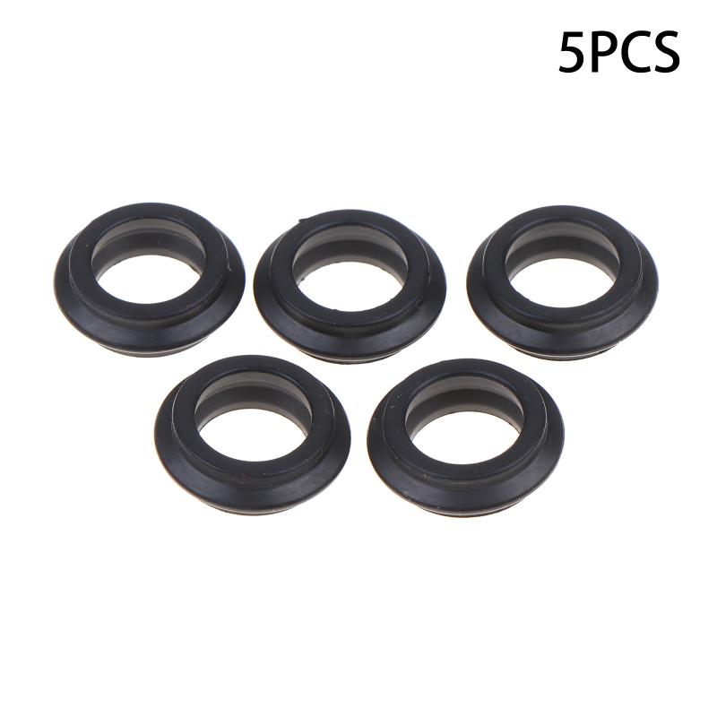 Car Engine Oil Cooler Outlet Pipe Seal for LR030593 Plastic Black Fuel Oil Leak Prevention for Land Rover Auto Parts