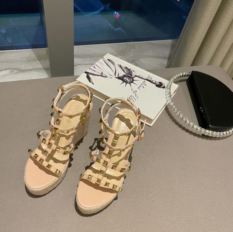 2024 Summer Women Sandals Pointed Toe Slingback Female Casual Outdoor Slides Slippers Metal Chain Flats with Shoes Ladies Mules