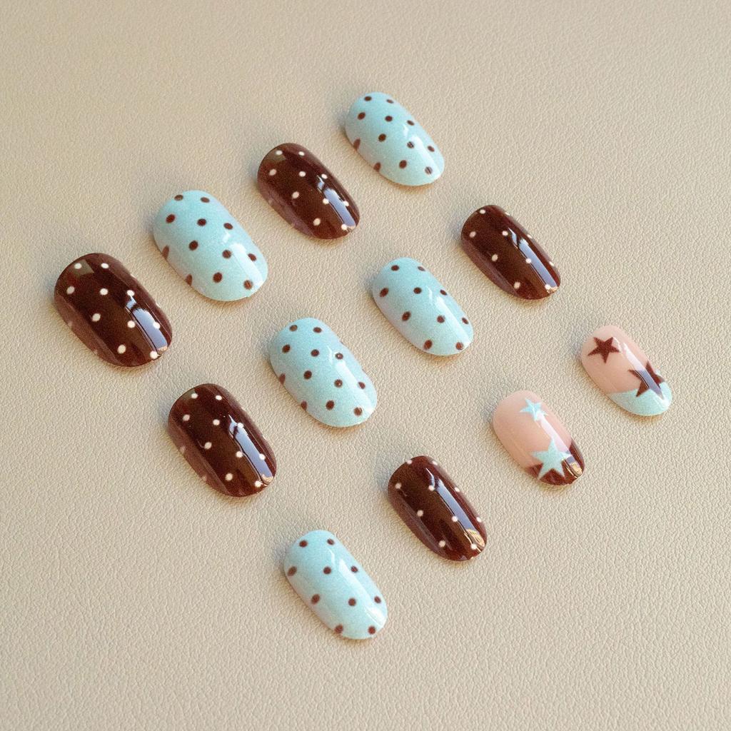 Star Polka Dot Fake Nails 24 Pieces Lightweight Durable Comfortable Wear for Women Manicure